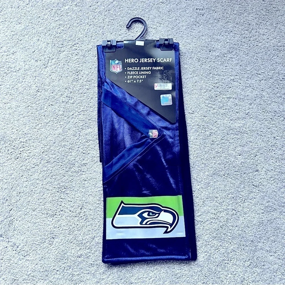 NWT NFL Seattle Seahawks Hero Jersey Scarf with hidden pocket
